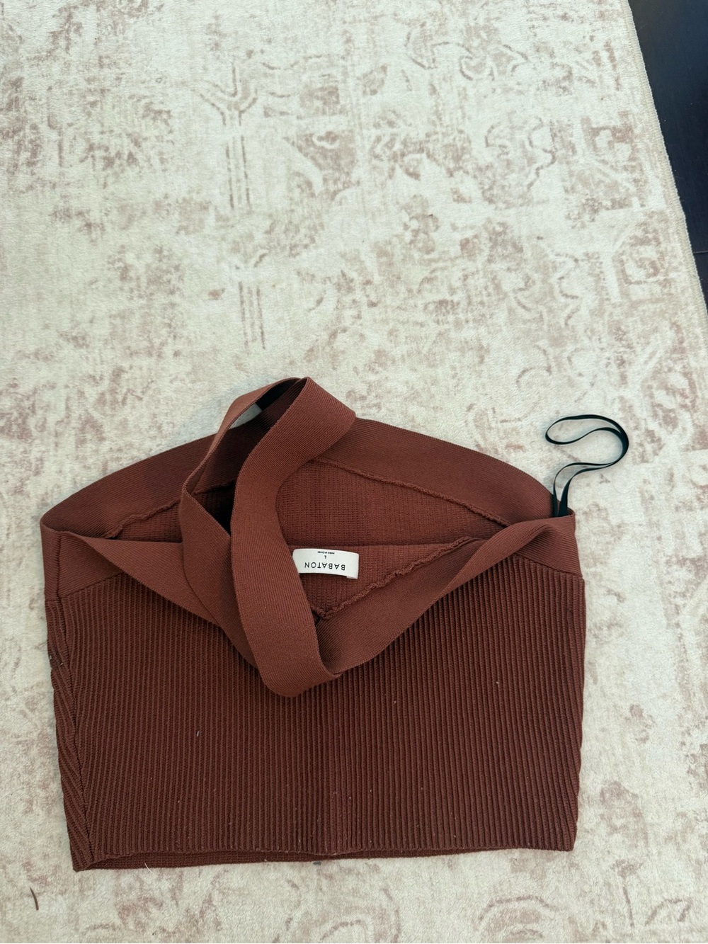 Rust Ribbed Cross-Strap Crop Top - Picture 2 of 2